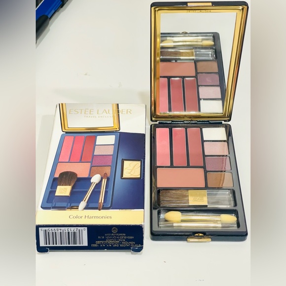 ❣️Estee Lauder🎉 Travel Exclusive Color Harmonies Eyeshadow+lip pallet ❣️ - Picture 1 of 7